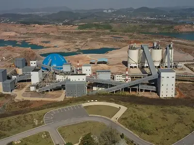 مشروع Baowu Group Wulongquan للتعدين (10 مليون طن سنويًا من الرمل والركام)