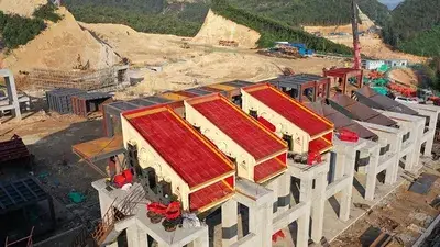 غربال اهتزازي مستخدم في مشروع الركام لشركة Hongsheng في تشينغيوان، قوانغدونغ